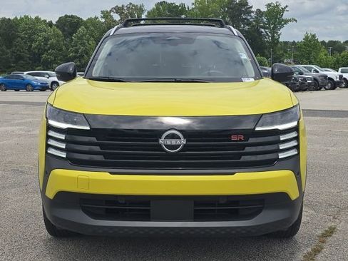 Used 2026 Nissan Kicks SR FWD image 8