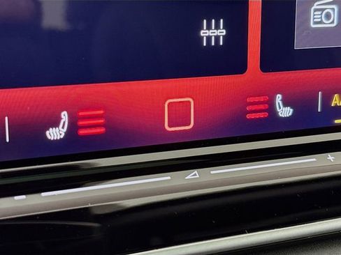 New 2026 Volkswagen Tiguan SE R-Line image 19