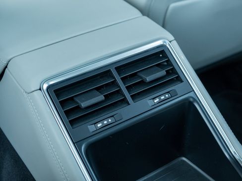 Certified 2023 Porsche Panamera 4S image 36