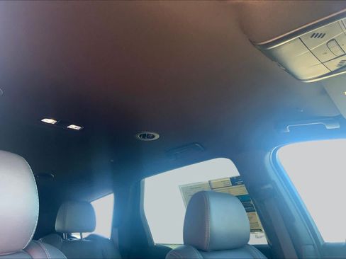 Certified 2023 Buick Enclave Essence AWD/4WD image 13