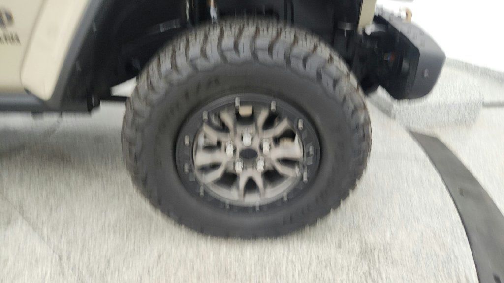Used 2022 Jeep Wrangler Unlimited Rubicon w/ Trailer Tow Package AWD/4WD image 29