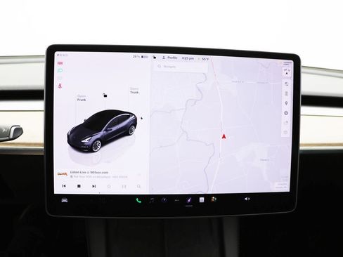 Used 2023 Tesla Model 3 Standard Range image 18