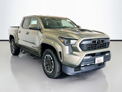New 2026 Toyota Tacoma TRD Sport RWD image 3