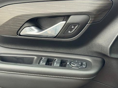 Certified 2024 GMC Terrain SLE FWD image 23