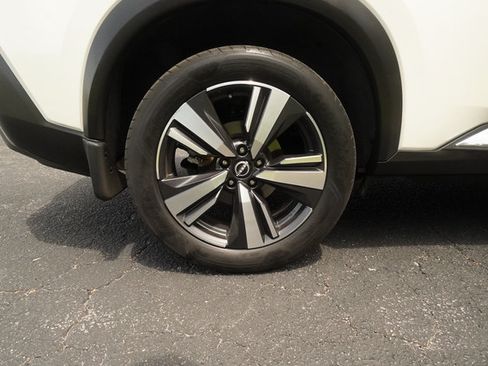 Used 2023 Nissan Rogue SL FWD image 37