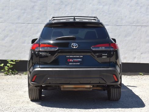 Used 2024 Toyota Corolla Cross XLE w/ Convenience Package AWD/4WD image 7