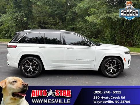 Used 2022 Jeep Grand Cherokee Summit AWD/4WD image 3