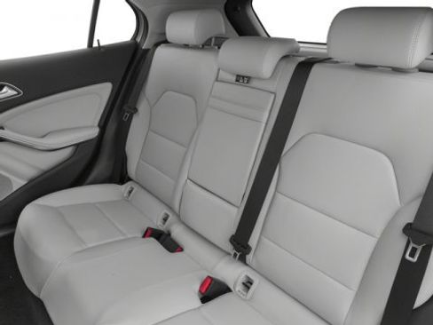 Used 2016 Mercedes-Benz GLA 250 GLA 250 image 14