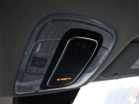 Used 2025 Hyundai Elantra SE w/ Cargo Package FWD image 33