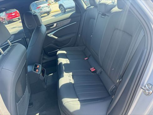 Used 2025 Audi A6 Premium Plus w/ Premium Plus Package image 8