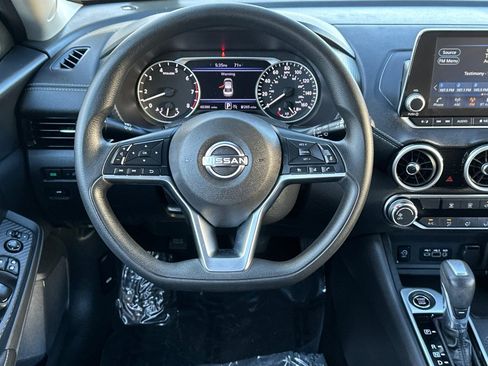 Used 2025 Nissan Sentra SV image 13