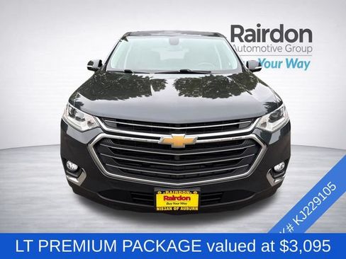 Used 2019 Chevrolet Traverse LT w/ LT Premium Package AWD/4WD image 2