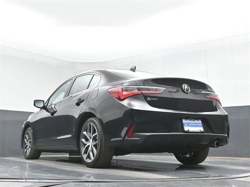 Used 2019 Acura ILX Premium Package image 45