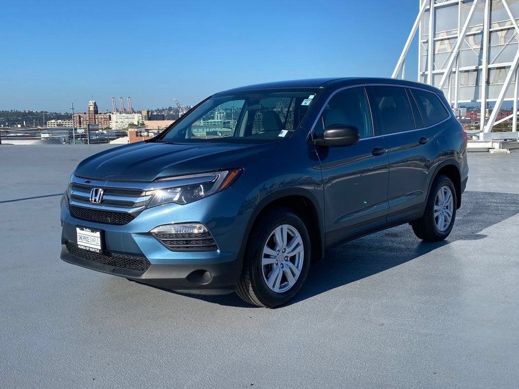 Used 2016 Honda Pilot LX image 4