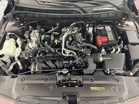 Used 2023 Nissan Altima 2.5 SV image 11