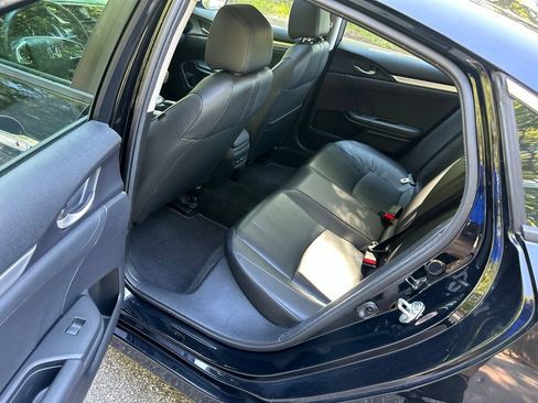 Used 2016 Honda Civic Touring image 26