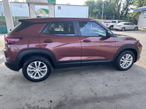 Used 2021 Chevrolet TrailBlazer LS FWD image 8