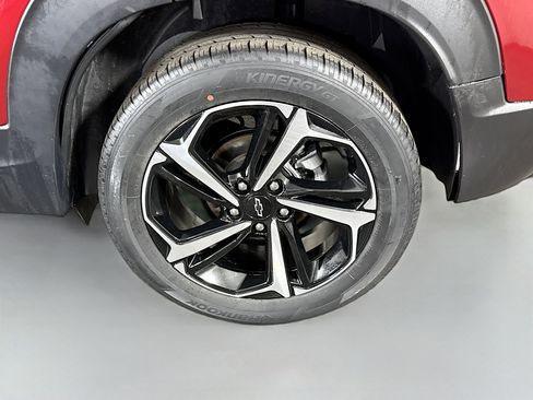Used 2023 Chevrolet TrailBlazer RS FWD image 37