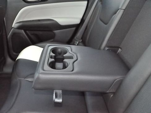 Used 2022 Jeep Compass Limited AWD/4WD image 16