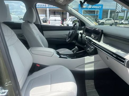 Used 2025 Hyundai Tucson SE FWD image 29