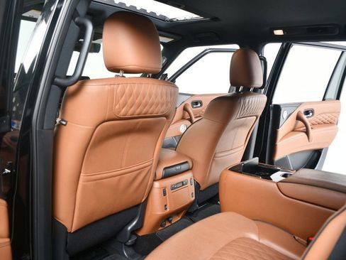 Used 2024 INFINITI QX80 Sensory w/ Cargo Package image 32