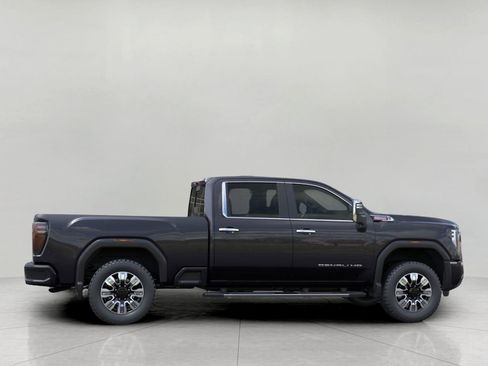New 2026 GMC Sierra 2500 Denali w/ Denali Reserve Package AWD/4WD image 5