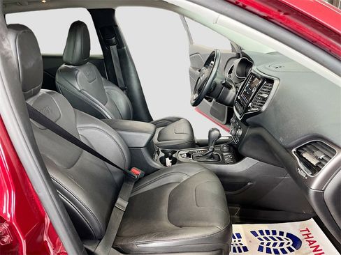 Used 2021 Jeep Cherokee Limited image 27