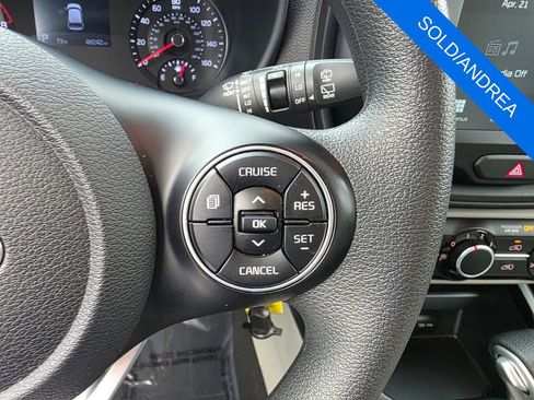 Used 2021 Kia Soul LX FWD image 19