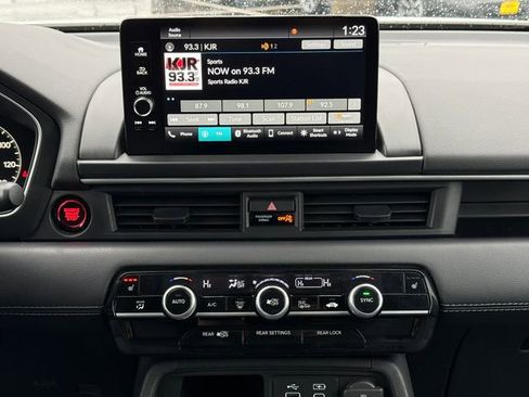 Used 2025 Honda Pilot EX-L image 27