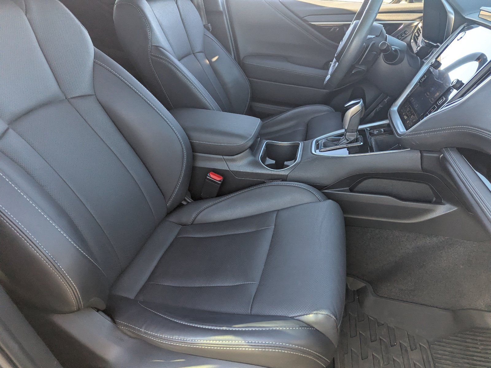 Used 2021 Subaru Outback Limited AWD/4WD image 9