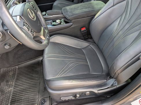 Used 2016 Lexus GS F image 12