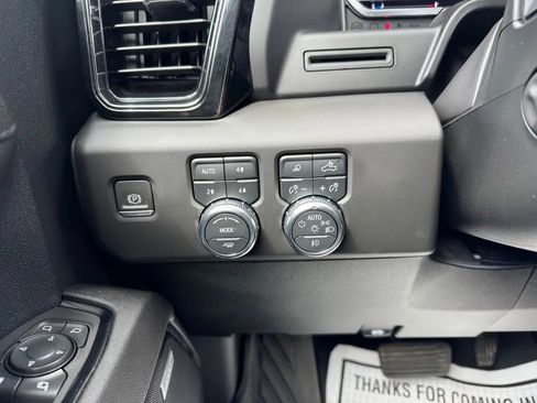 Used 2024 GMC Sierra 1500 AT4 w/ AT4 Premium Package AWD/4WD image 23