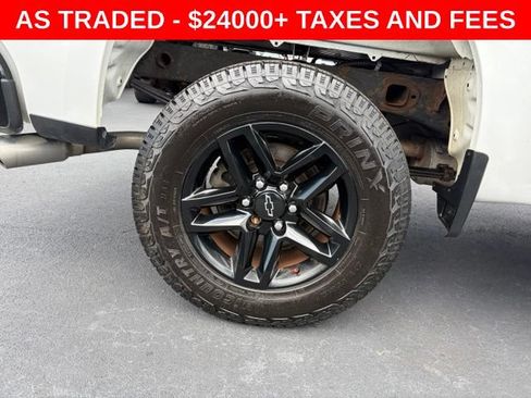 Used 2020 Chevrolet Silverado 1500 Custom Trail Boss w/ Custom Convenience Package AWD/4WD image 7
