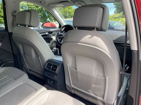 Used 2018 Audi Q5 2.0T Premium w/ Convenience Package AWD/4WD image 29