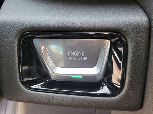 New 2026 GMC Yukon XL Elevation image 30