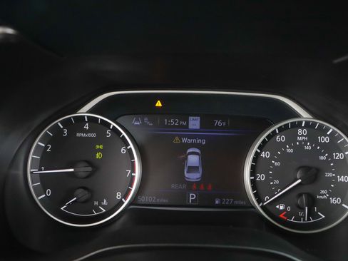 Used 2023 Nissan Maxima SR w/ Sport Mat Group FWD image 15
