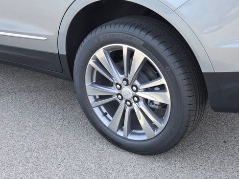 New 2025 Cadillac XT5 Premium Luxury w/ LPO, Floor Liner Package image 19