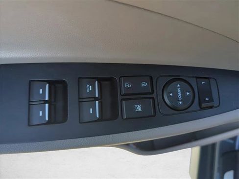 Used 2020 Hyundai Tucson Limited image 9