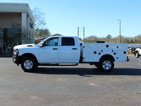 Used 2024 RAM 2500 Tradesman AWD/4WD image 11