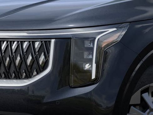 New 2026 Kia Carnival EX FWD image 10