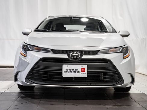 Used 2024 Toyota Corolla LE image 2