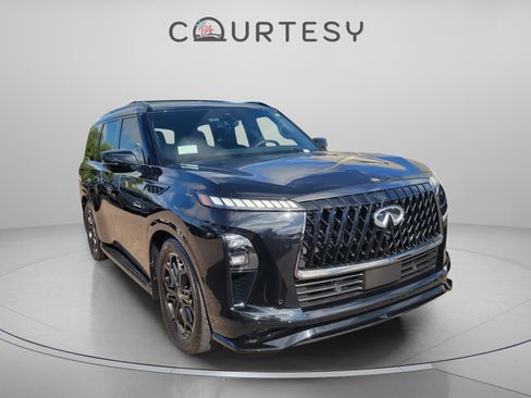 Used 2026 INFINITI QX80 4WD w/ Sport Exterior Package image 8