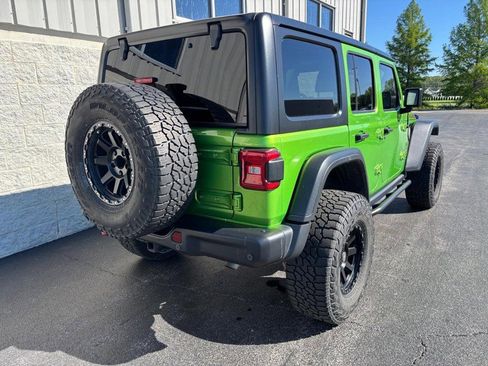 Used 2018 Jeep Wrangler Unlimited Rubicon AWD/4WD image 4