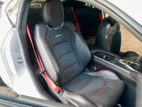 Used 2019 Chevrolet Camaro ZL1 image 71