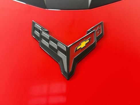 Used 2025 Chevrolet Corvette Z06 RWD image 40