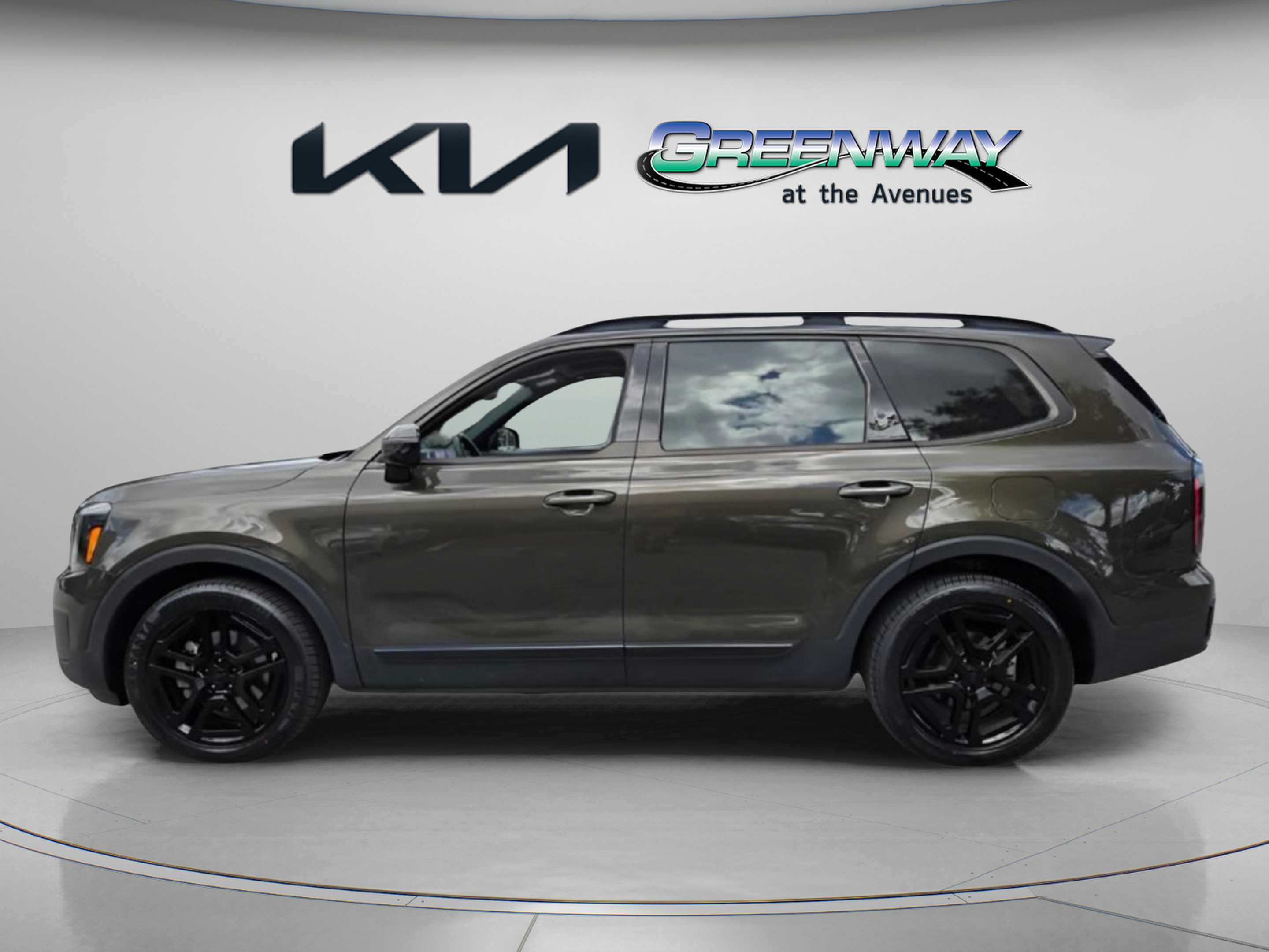 Used 2025 Kia Telluride SX X-Line AWD/4WD image 4
