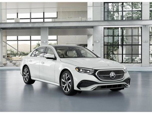 New 2026 Mercedes-Benz E 350 4MATIC Sedan image 10