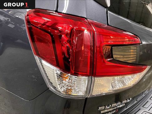 Used 2023 Subaru Forester Limited AWD/4WD image 29