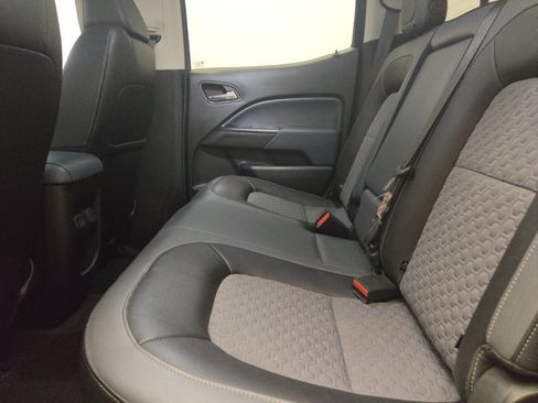 Used 2017 Chevrolet Colorado Z71 AWD/4WD image 18