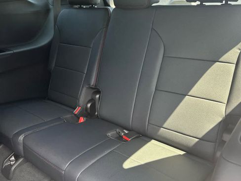 New 2026 Chevrolet Traverse RS w/ LPO, Floor Liner Package image 11